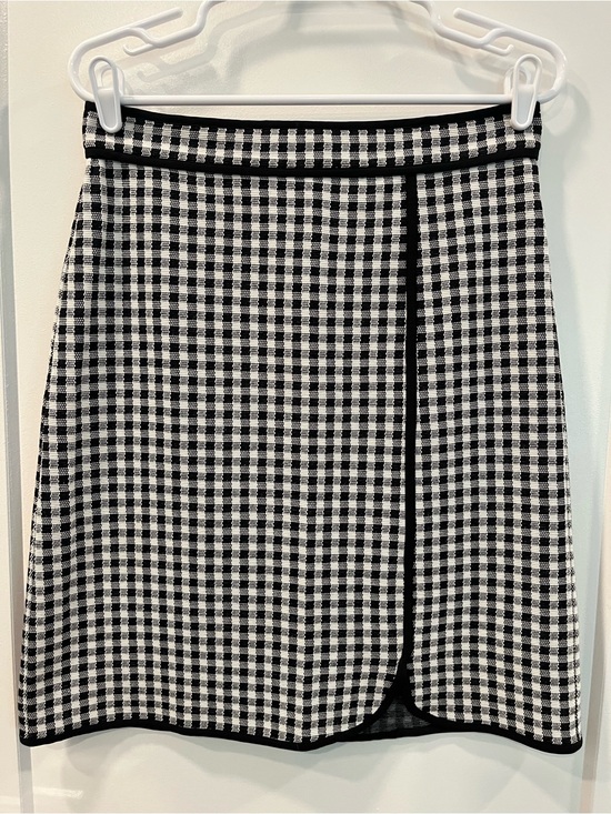 Ann Taylor Dresses & Skirts - Ann Taylor Black and White Gingham A-Line Knit Skirt